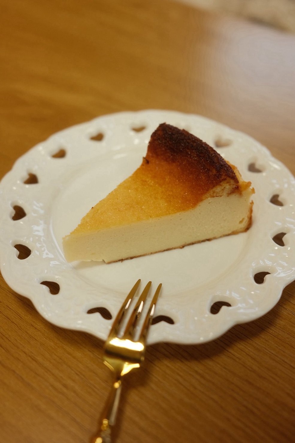 チーズケーキ（店内で唯一の手作り）